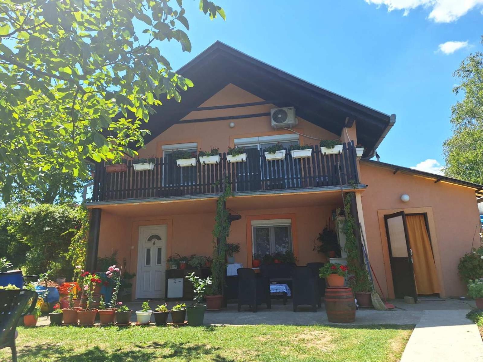 Guest House Jevtovic Sremski Karlovci Eksteriør bilde