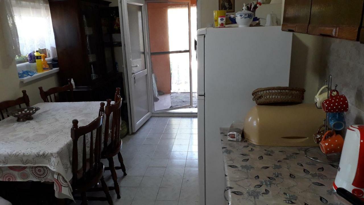 Guest House Jevtovic Sremski Karlovci Eksteriør bilde